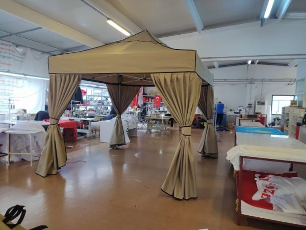 Bahçe Çadırı 3x3 m. + 3 Perdeli - Görsel 4